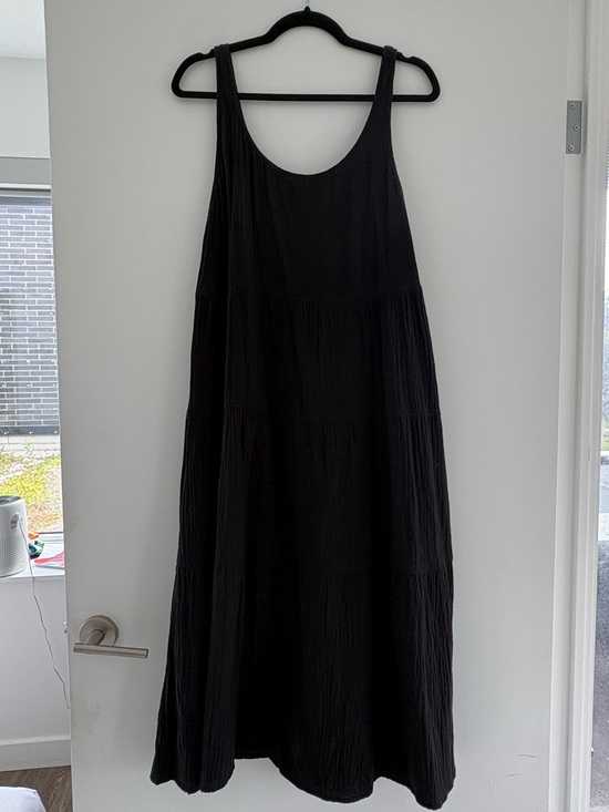 Wilfred Dresses & Skirts - Wilfred Free Maxi dress black cotton M